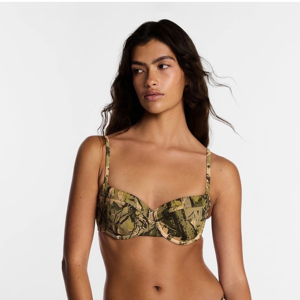 Kacey Musgraves x Lee Camo Underwire Bikini Top XL 16-18 Multi WM55670423